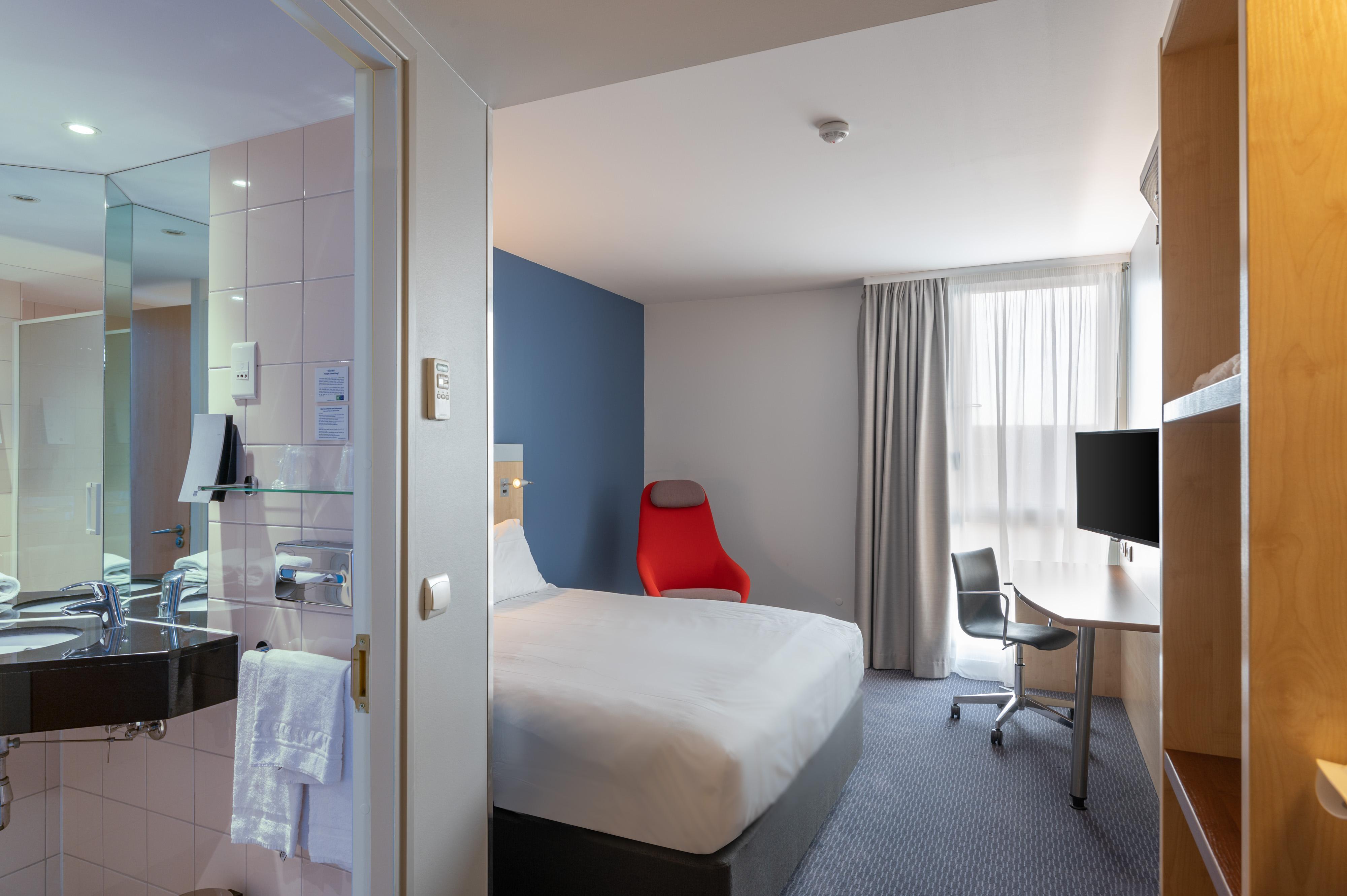Holiday Inn Express Saint-Nazaire By Ihg Exterior foto