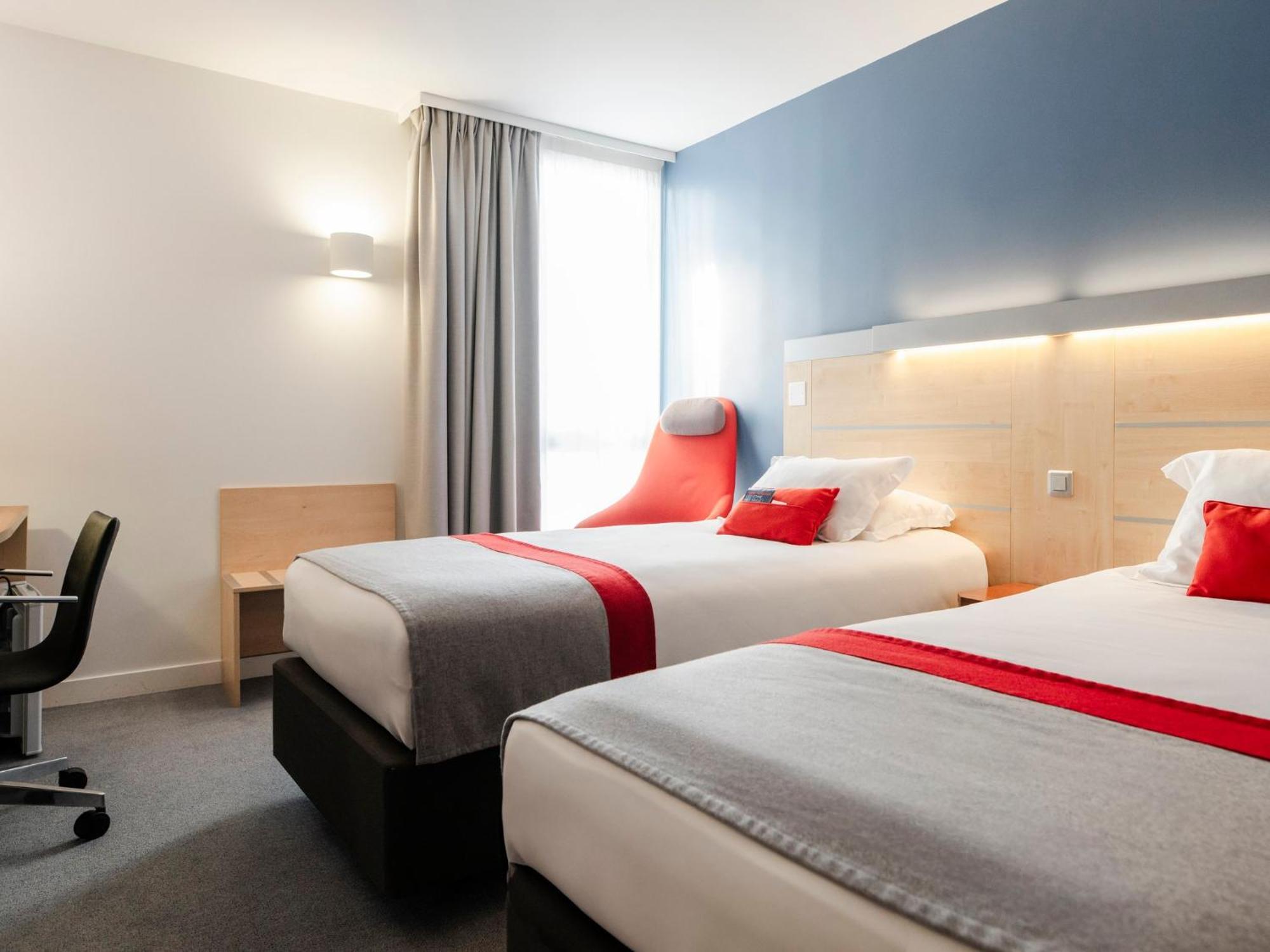 Holiday Inn Express Saint-Nazaire By Ihg Exterior foto